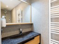 Apartment W2050 with outdoor hot tub-11