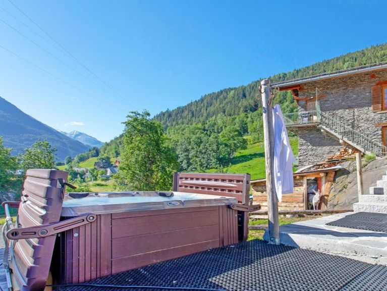 Chalet de Ferme Farmhouse