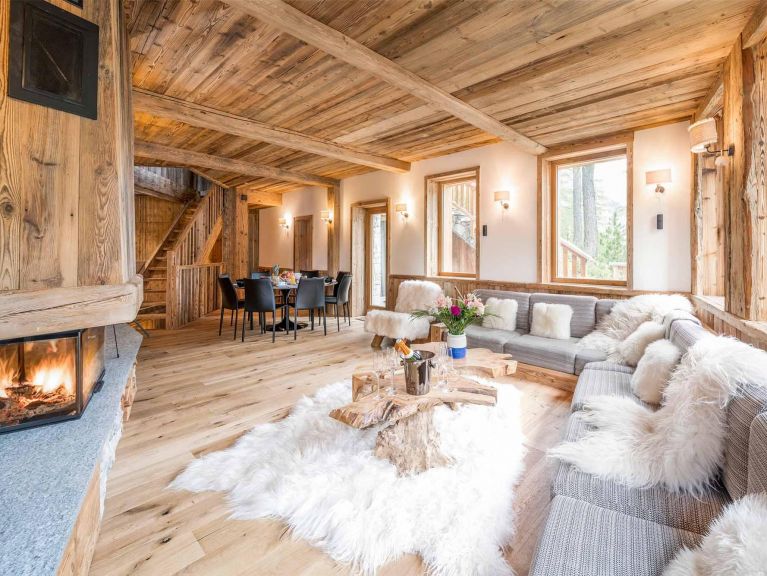 Chalet Inuit Sunday to Sunday