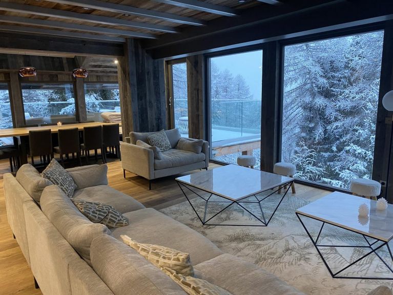 Chalet De Vallandry Masara with outside hot tub and sauna