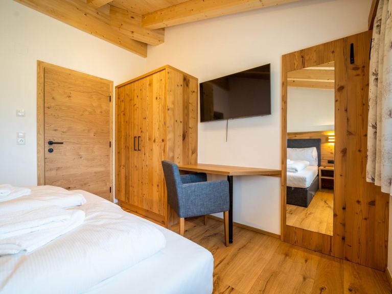Chalet-apartment Pettneu Top 4
