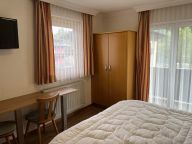 Pension Haus Riedlsperger Double room, incl. breakfast-8