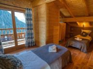 Chalet Les 2 Vallees with outdoor whirlpool and sauna-13