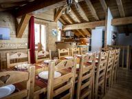 Chalet du Cocoon Pierra Menta 2 with sauna and shared outdoor hot tub-8