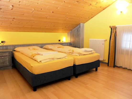 Chalet-apartment Le Cascate-3