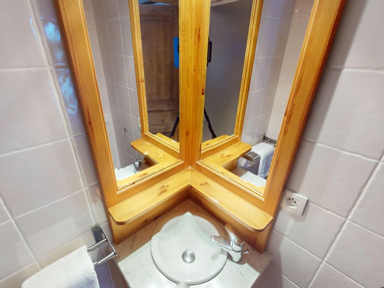 Chalet-apartment Les Arolles