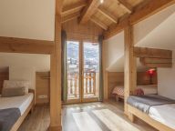 Chalet Balcons Acacia with infrared sauna-16