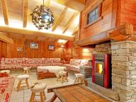 Chalet Père Marie with outdoor whirlpool and sauna-5