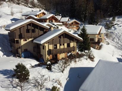 Chalet Le Chazalet including catering, sauna and outdoor whirlpool + Le Petit Chazalet-1