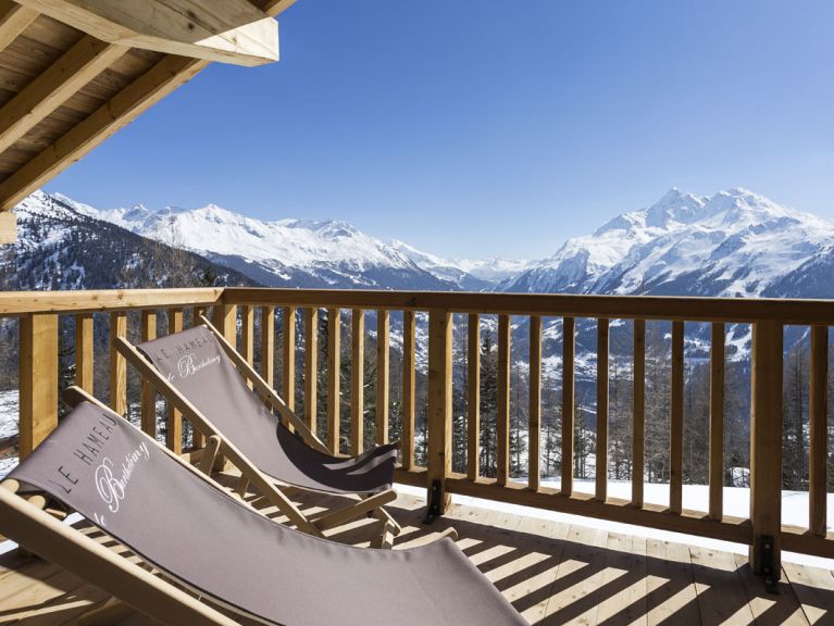 Chalet-apartment Le Hameau de Barthélémy mountain view