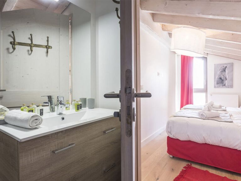 Chalet-apartment Le Hameau de Barthélémy