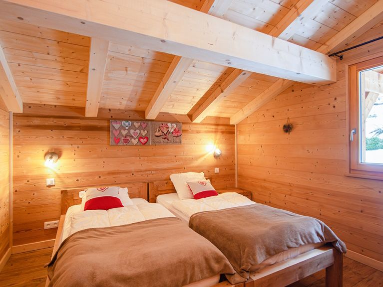 Chalet Vonnes with private sauna