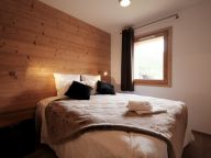 Chalet Caseblanche Corona with wood stove, sauna and outdoor whirlpool-10