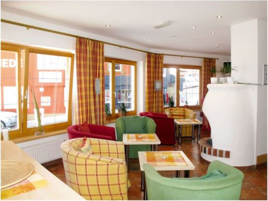 Apartment Glanzer Homes-9