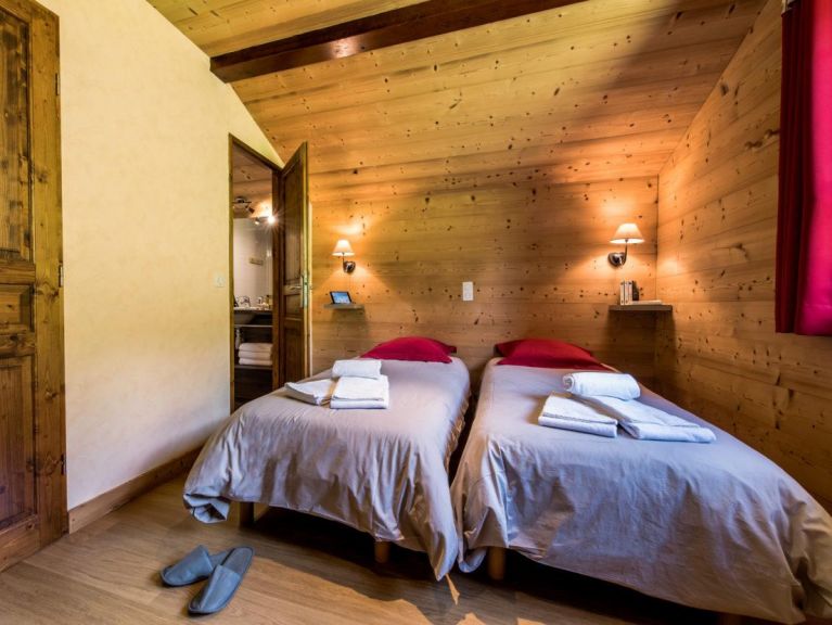 Chalet Lacuzon with private sauna and whirlpool