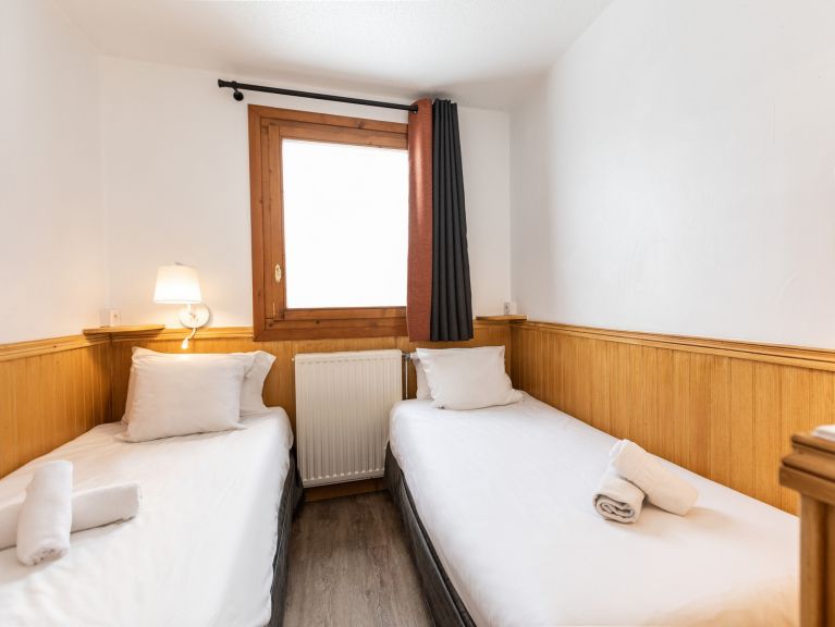 Chalet-apartment Le Val Chavière with sauna