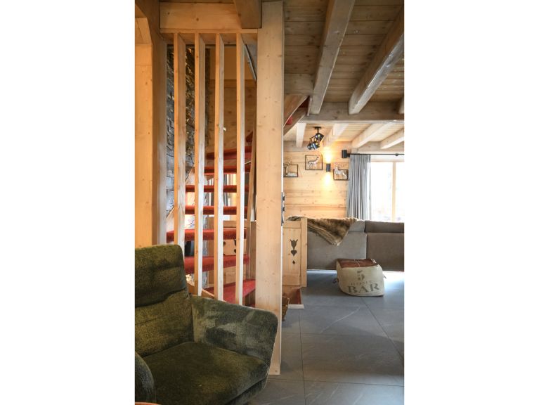 Chalet Le Hameau des Marmottes with family room and sauna
