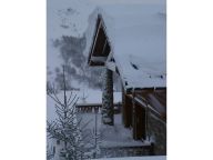 Chalet Le Hameau des Marmottes with family room and sauna-62