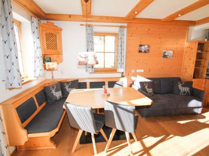 Chalet-apartment Skilift with a private sauna-2