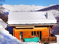 Chalet Etoile des 4 Vallées with private sauna-15