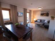 Chalet Edelweiss am See Whole building, incl. collective kitchen and dining room-36
