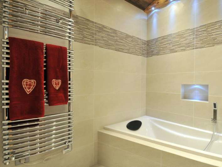 Chalet-apartment Imelda with outside-whirlpool