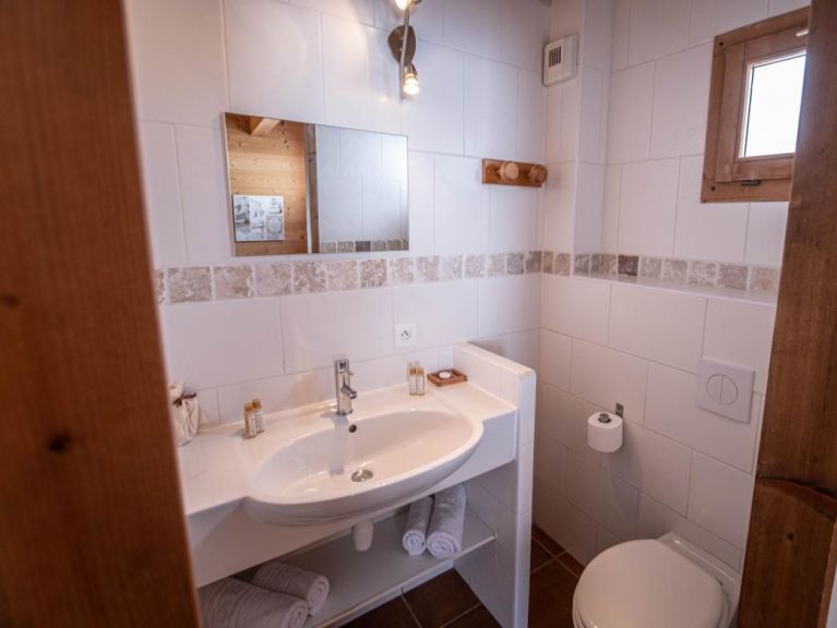 Chalet du Cocoon Pierra Menta 2 with sauna and shared outdoor hot tub