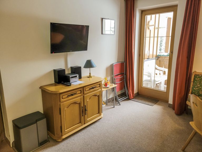 Apartment Am Dorfplatz Nr. 9