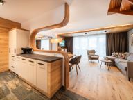 Apartment Alpenchalet Möschl Type 4-4