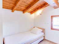 Chalet Les Violettes with private sauna-12