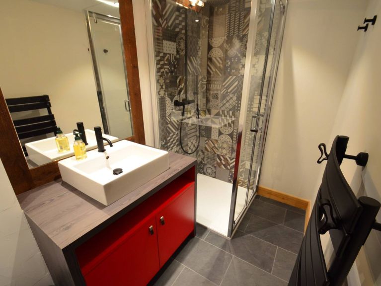 Chalet L'Etable with sauna and whirlpool