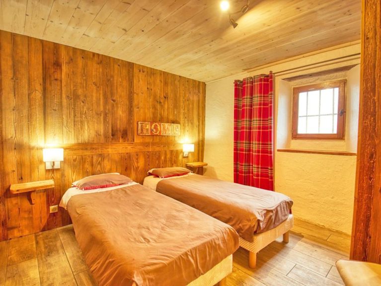 Chalet Grand Massif with infrared sauna