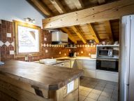 Chalet du Cocoon Pierra Menta 2 with sauna and shared outdoor hot tub-5