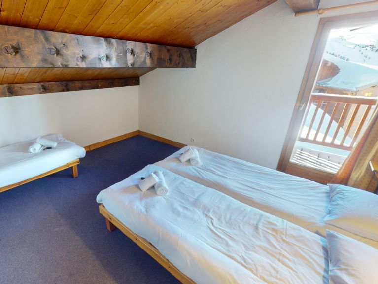 Chalet-apartment Les Arolles