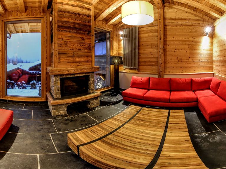 Chalet Adelphine with private whirlpool