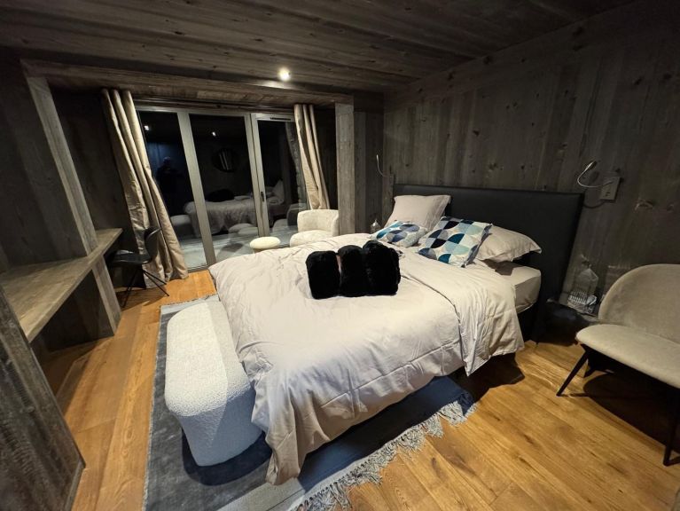 Chalet De Vallandry Masara with outside hot tub and sauna