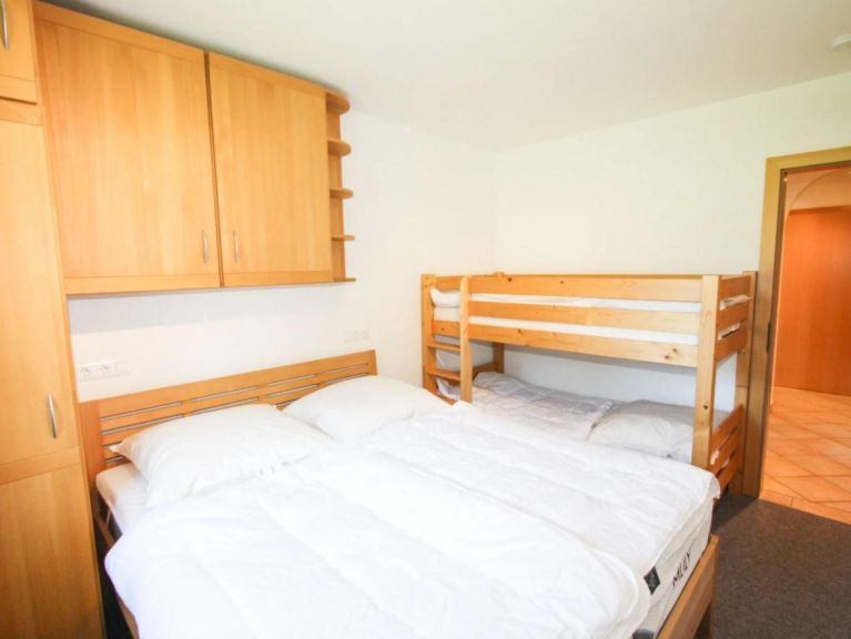 Apartment Am Dorfplatz Number 45