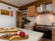 Chalet Le Chazalet including catering, sauna and outdoor whirlpool-9