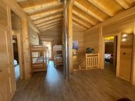 Chalet Haute Cime with outdoor whirlpool and sauna-16