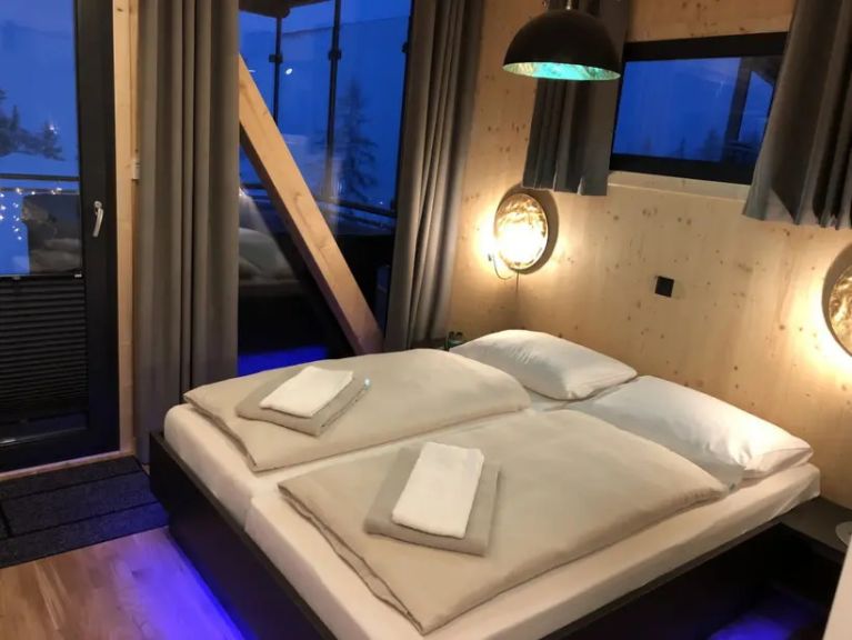 Chalet Reiteralm with outdoor hot tub