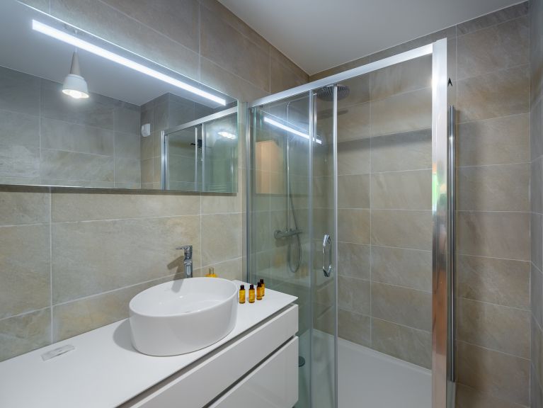 Apartment Quintessence