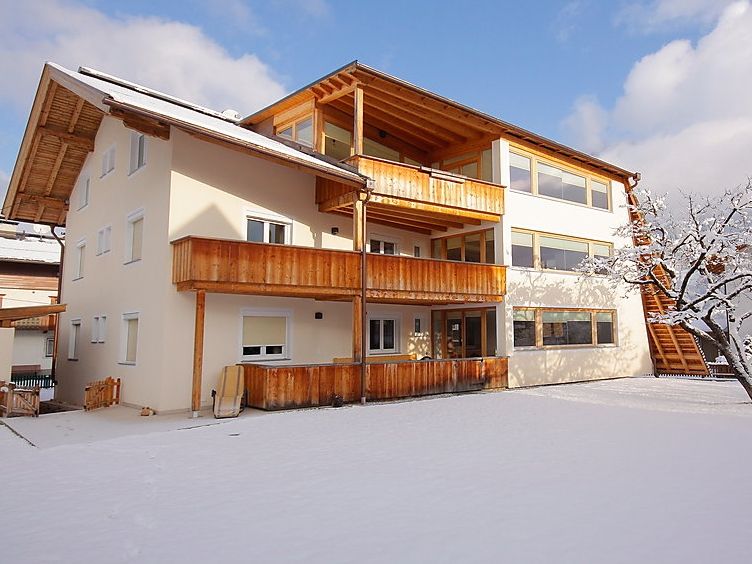 Apartment Gerda max. 8 adults + 2 children