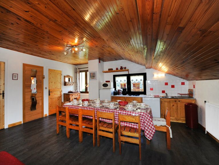 Chalet-apartment Le Genepi