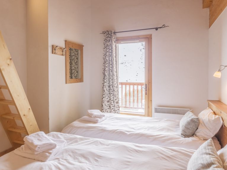 Chalet-apartment Dame Blanche 28 (combination 2 x 14) persons with two saunas