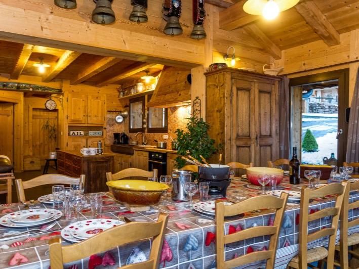 Chalet Vuargnes with private sauna and swimming pool