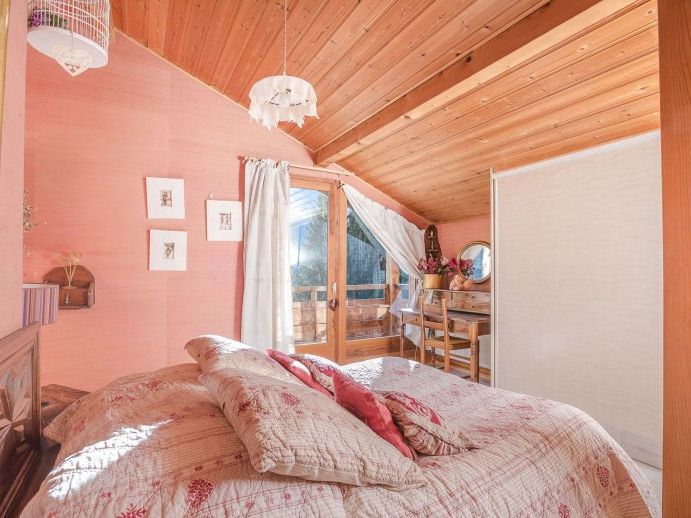 Chalet La Couqueille with outside-whirlpool