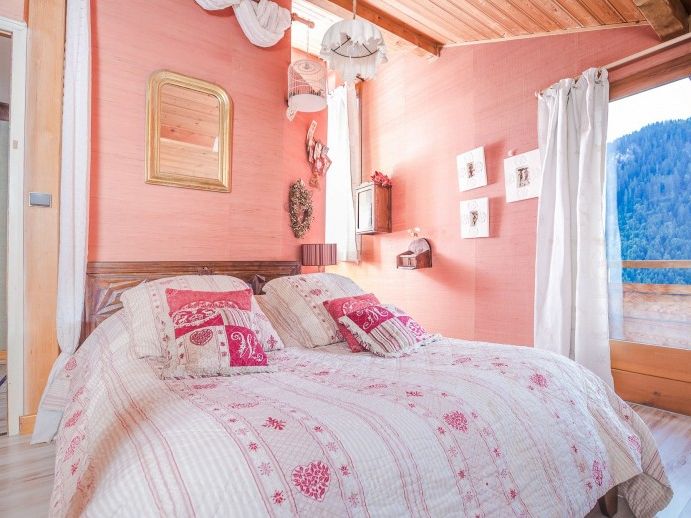 Chalet La Couqueille with outside-whirlpool