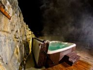 Apartment La Belette with outside-whirlpool-3