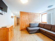 Chalet Mantel-5