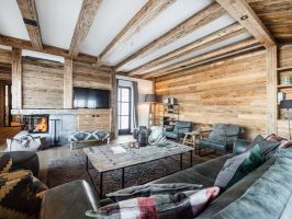 Chalets and apartments for 10 people